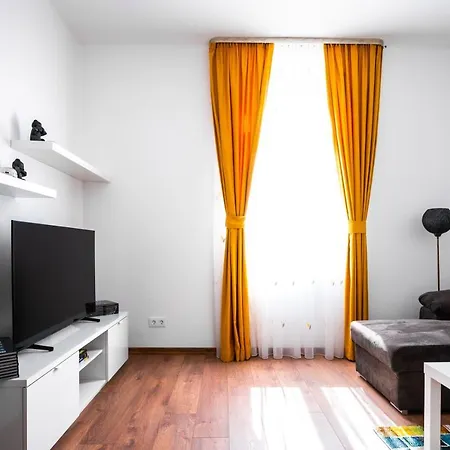 Modern Serenity ~ 1 Bd Flat In *