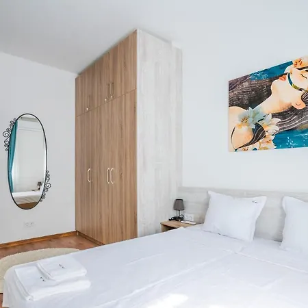 Modern Serenity ~ 1 Bd Flat In Sofia
