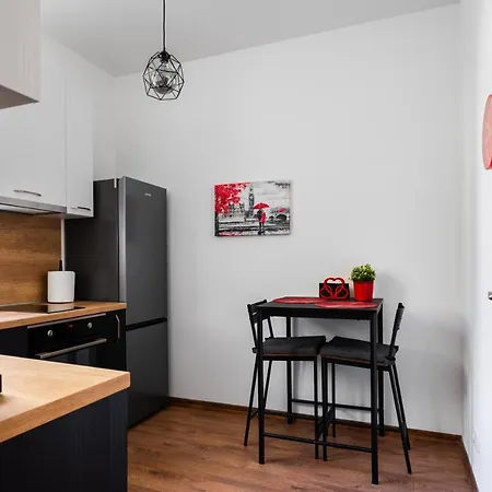 Modern Serenity ~ 1 Bd Flat In