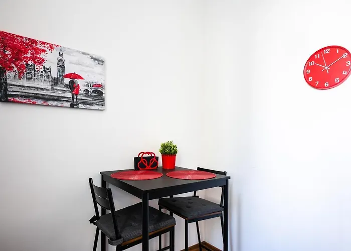 Modern Serenity - 1 Bd Flat In *