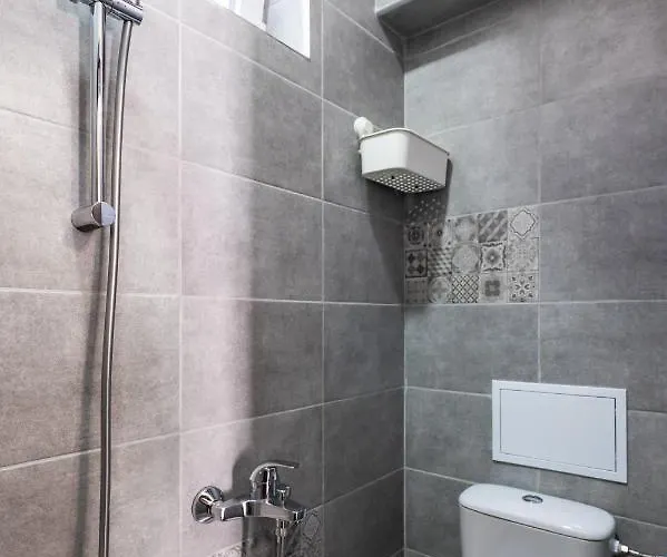 Modern Serenity - 1 Bd Flat In 公寓 *